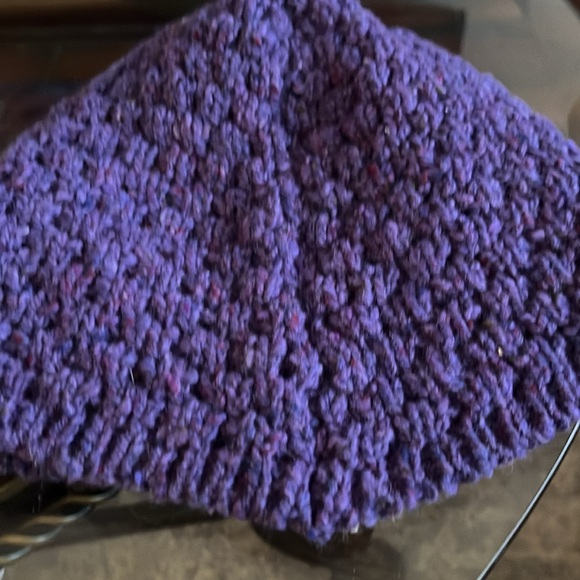RACHIN KNITWEAR | 100% Merino Wool Purple Knit Hat - Picture 4 of 4